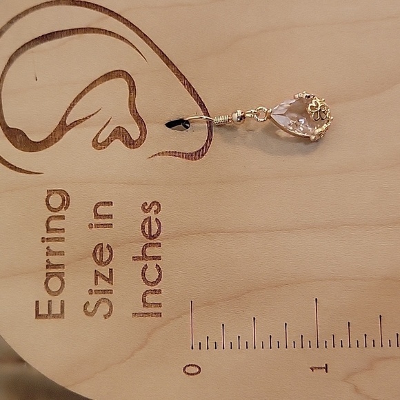 Faceted Crystal Gold Lace Drop Earrings - Picture 2 of 6